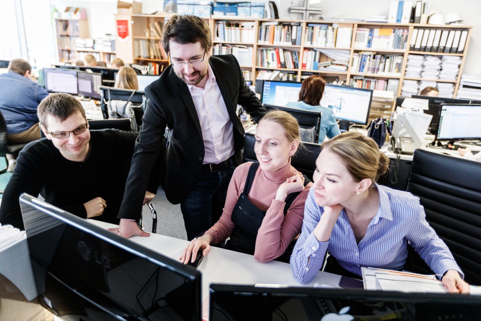 Zusammenarbeit mit uns